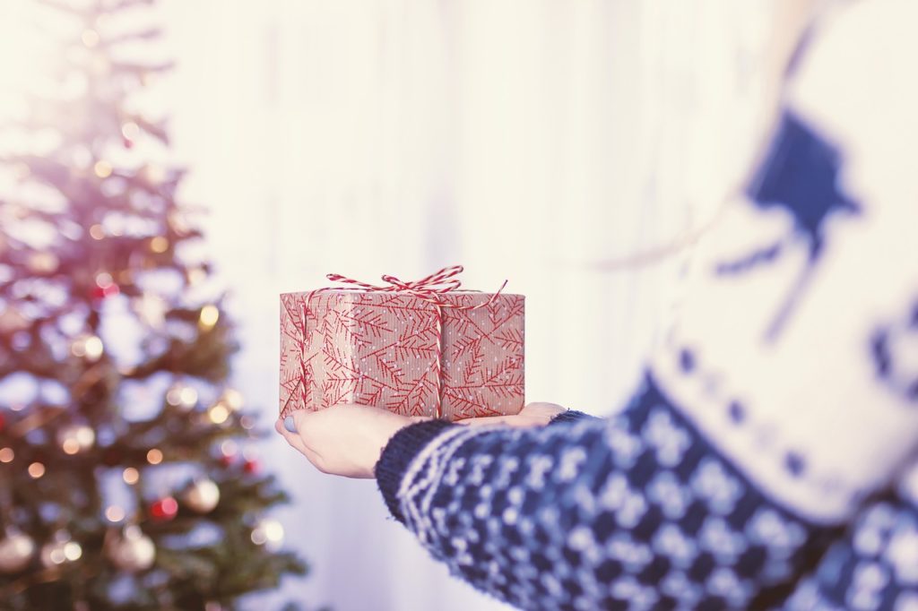 Holiday magic when you have NO money