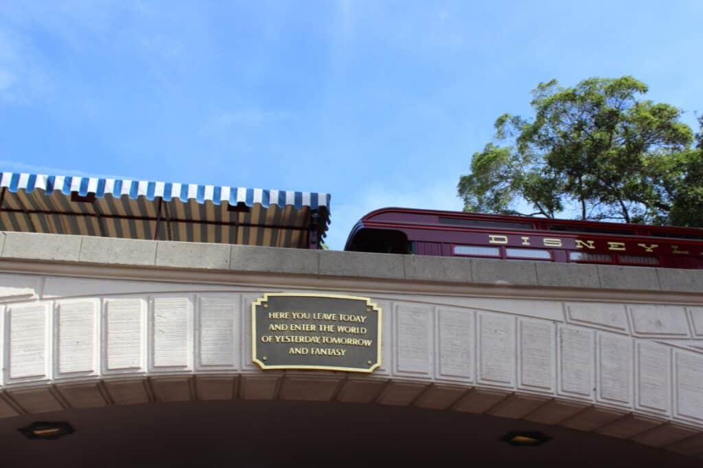 Entrance to disneyland featured image for 50+ Ways to make your Disney trip AMAZING