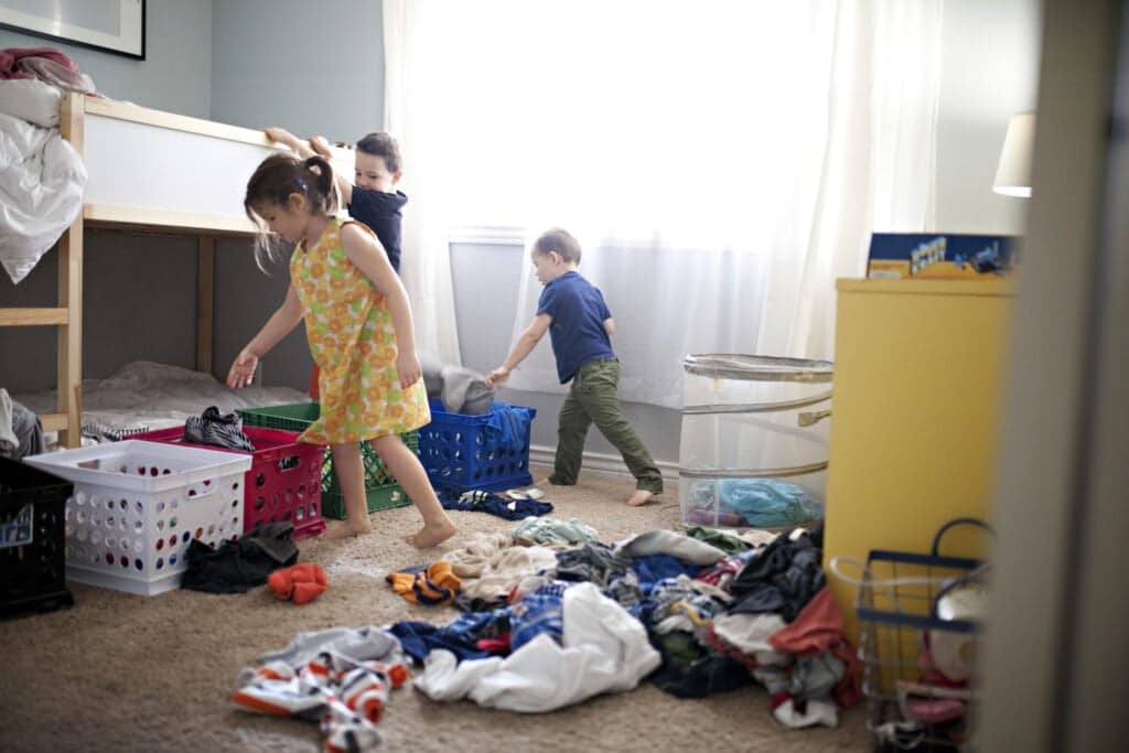 How to Clean a Messy House Step by Step