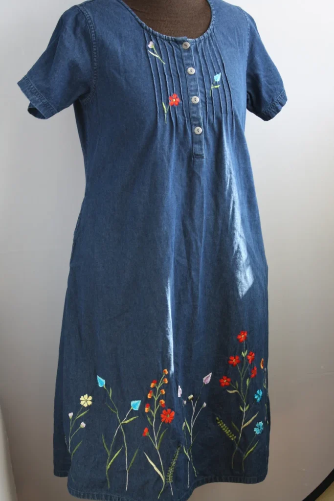 90s vintage embordered dress 