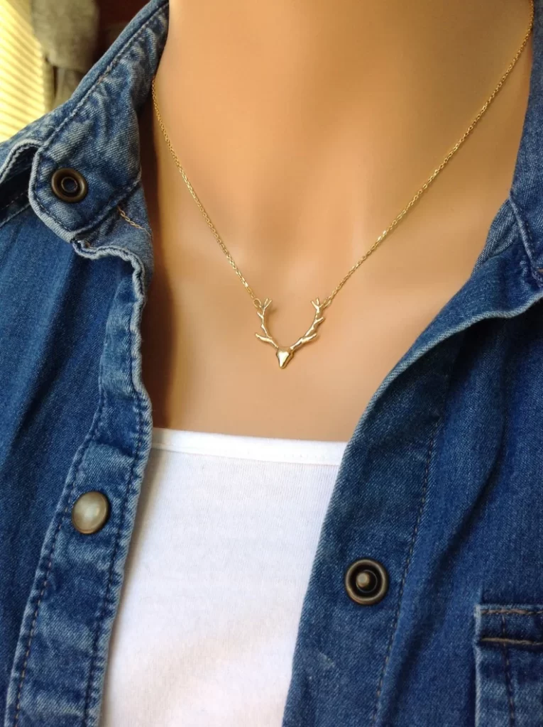 Women's rustic antler necklace