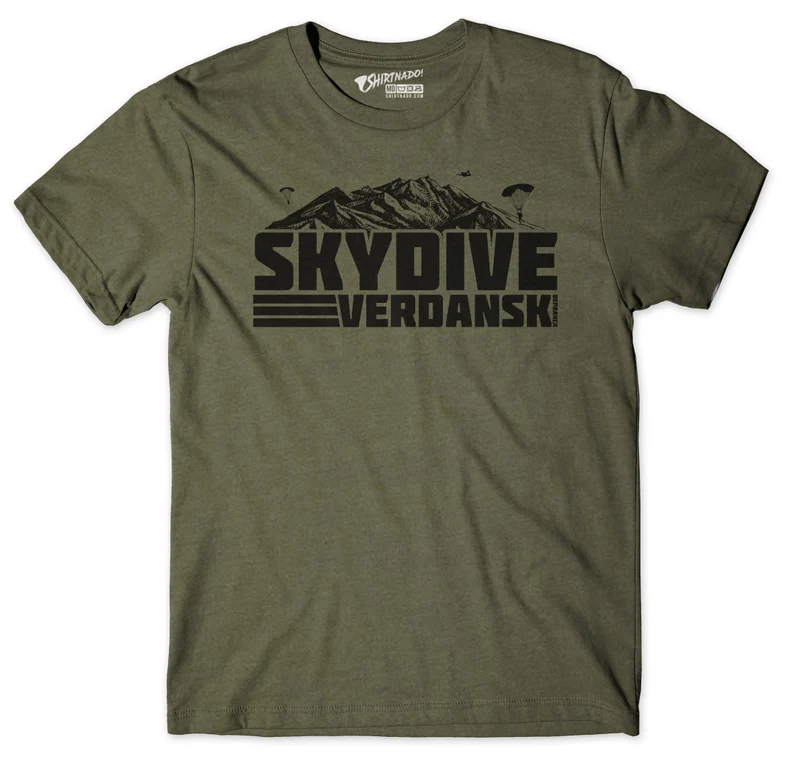 dark grey t-shirt with black text of a mountain with text that says SkyDrive verdanksi 