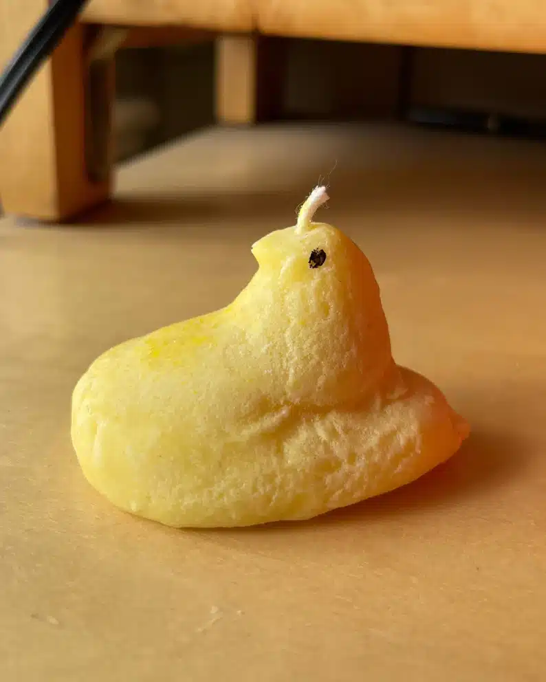 Peep chick soy candle